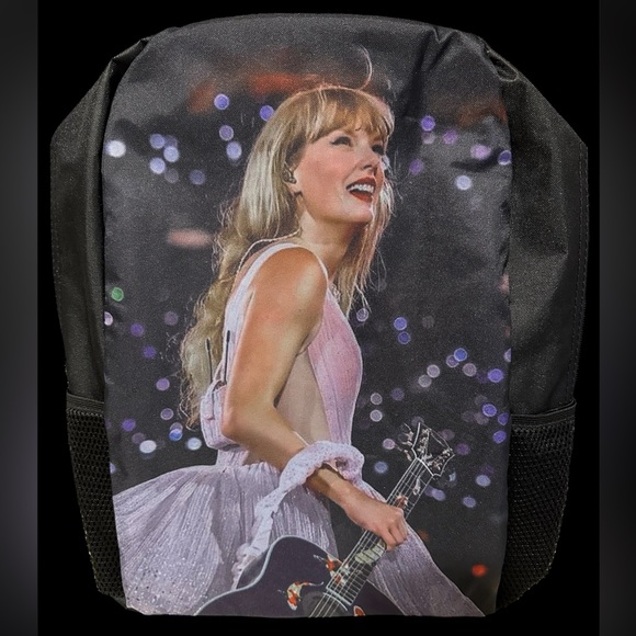 NEW Taylor Swift backpack lunch bag pencil case custom pen, pencil and keychain - Picture 4 of 4